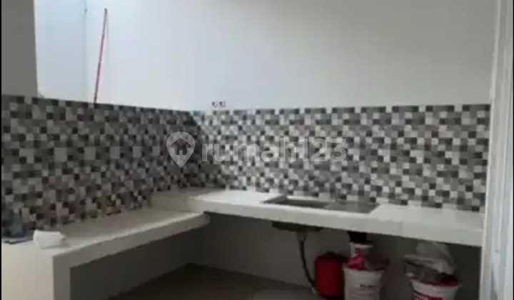 Rumah Murah  Bagus Unfurnish SHM di Komplek Cherry Field, Bandung 2