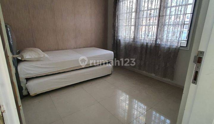 Rumah 2 Lantai Bagus Unfurnished SHM di Kota Baru Parahyangan 1