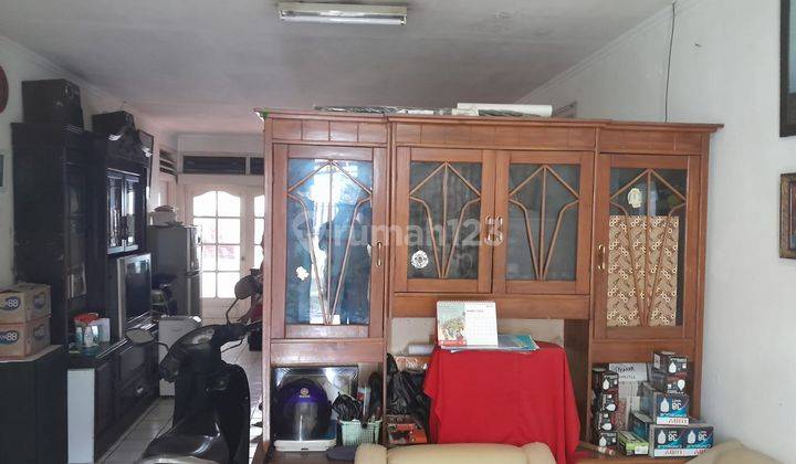 Rumah Bagus Unfurnished SHM di Kopo Permai, Bandung 1