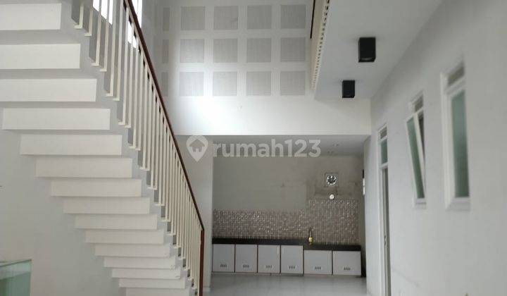 Dijual Rumah Siap Huni di Jalan Muara Timur 2