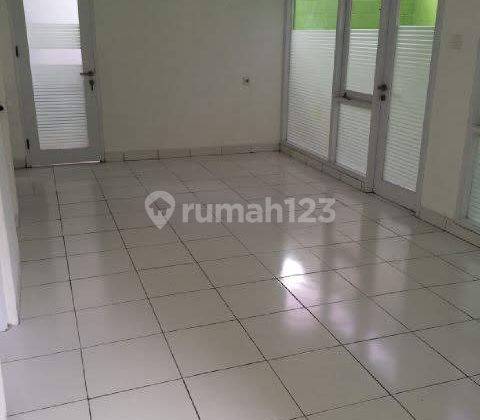 Rumah 2 Lantai Bagus Unfurnished SHM di Istana Sudirman , Bandung 1