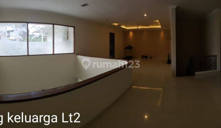 Rumah 2 Lantai Bagus SHM di Taman Sakura Indah , Bandung 2