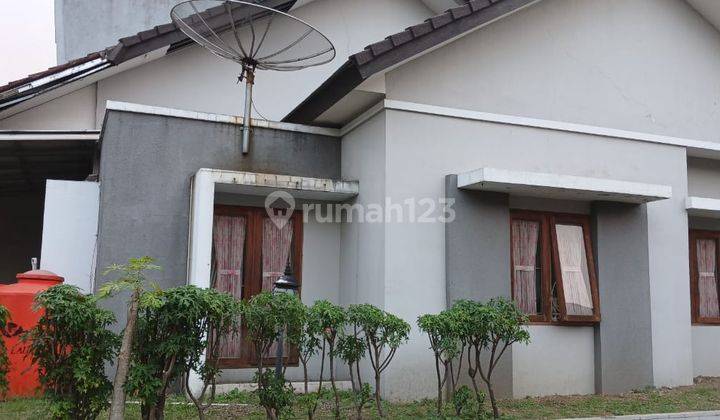 Rumah Bagus Unfurnished SHM di Buah Batu, Bandung 2