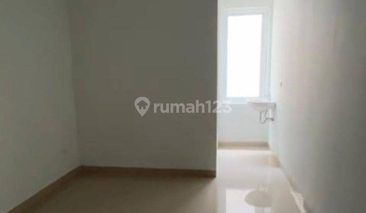 Rumah Bagus Unfurnished SHM di Komplek Cherryfield  1