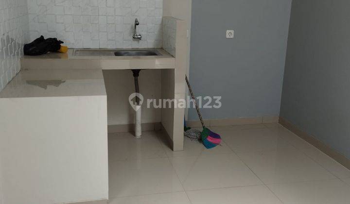 Rumah 2 Lantai Bagus Unfurnished SHM di Cileunyi, Bandung 1