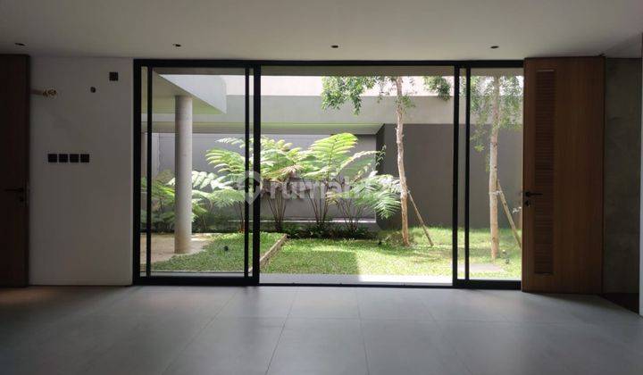 Rumah Bagus baru modern minimalis design Japanese Tropical di Batununggal, Bandung 1