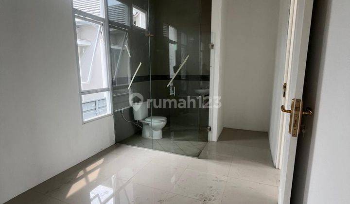 Rumah 2 Lantai Baru Unfurnished SHM di Mekar Wangi, Bandung 2