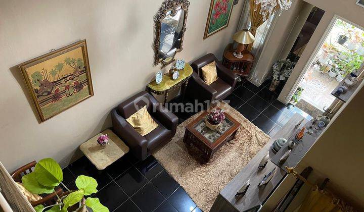 Rumah 2 Lantai Bagus Furnished SHM di Tatar Jingga Nagara ,Kbp 2