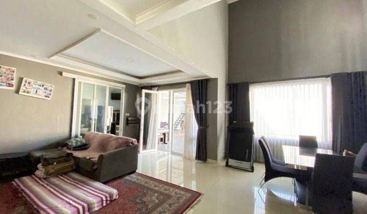 Rumah 2 Lantai Bagus Unfurnished SHM di Sayap Kopo , Bandung 1