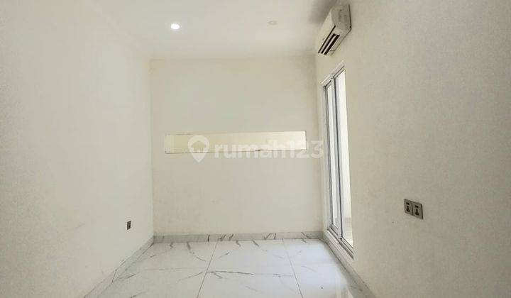 Rumah 2 Lantai Bagus Semi Furnished SHM di Summarecon Bandung 2