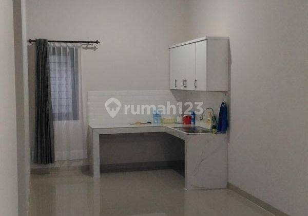 Rumah Bagus Unfurnished SHM di Cisaranten, Bandung 1