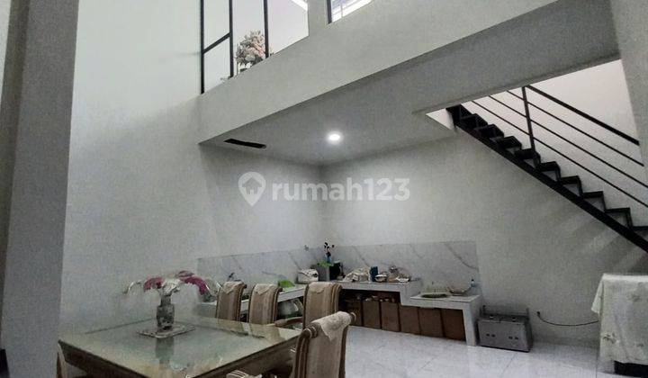 Rumah Bagus Furnished SHM Singgasana, Bandung 2