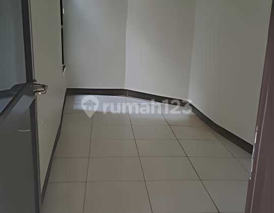 Rumah Murah Bagus Unfurnished SHM Mainroad BKR Regol Bandung 2