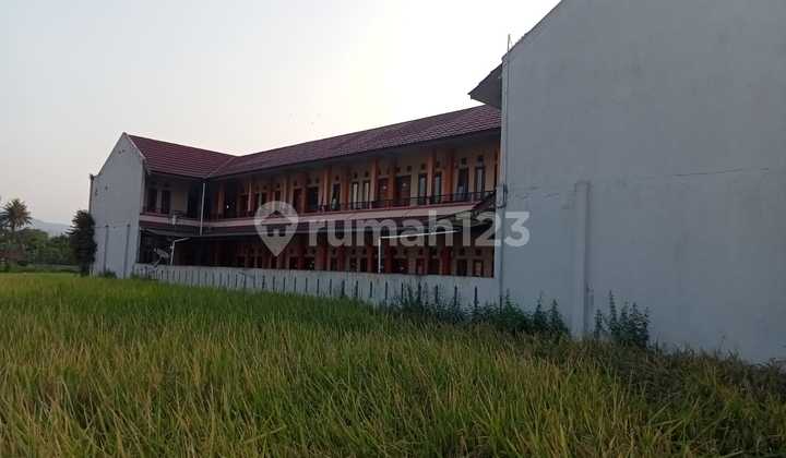 DIJUAL Cepat Kost 22 Kamar 700 m2 SHM di Tanjungsari Sumedang DIJUAL Cepat Kost 22 Kamar 700 m2 SHM di Tanjungsari Sumedang