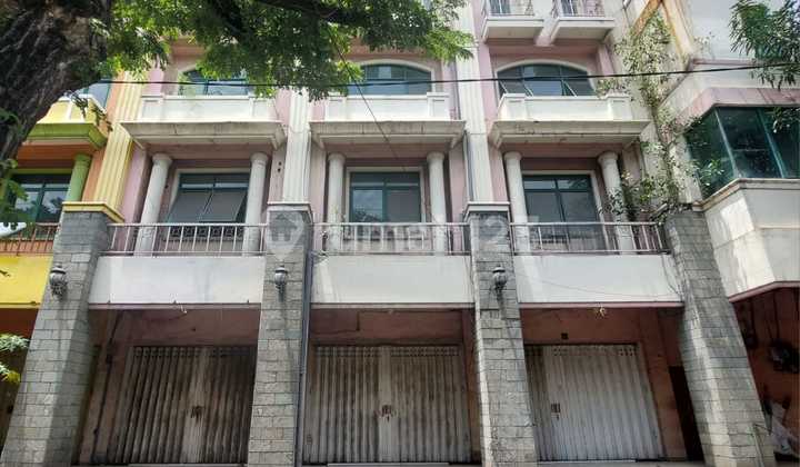 Ruko 3 Unit Jejer Ada Lift di Pusat Kota Jaksa Agung Suprapto Ruko 3 Unit Jejer Ada Lift di Pusat Kota Jaksa Agung Suprapto