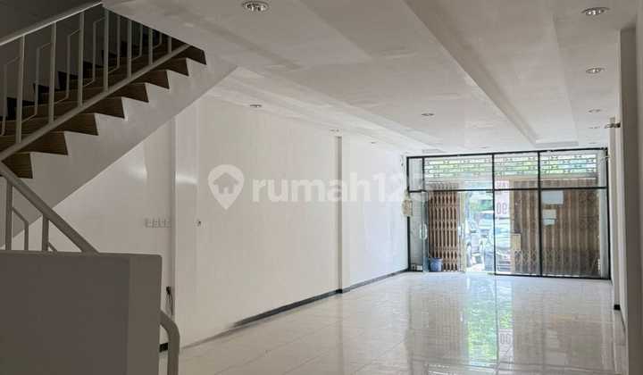 Ruko 3 Lantai Baru Renov, Siap Pakai Raya Klampis Ruko 3 Lantai Baru Renov, Siap Pakai Raya Klampis