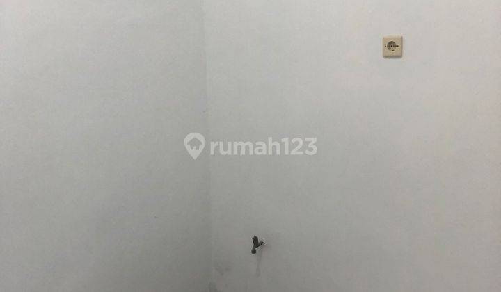 Dijual Rumah di Royal London Mutiara Gading City Bekasi  4