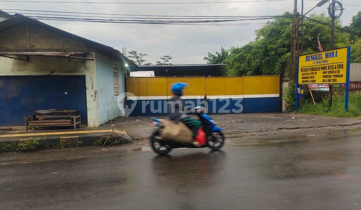 Di Jual Tanah Bonus Bangunan di Pinggir Jalan Utama