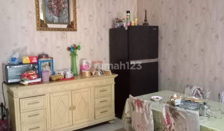 Di jual rumah cantik di di River Town Grand wisata 2