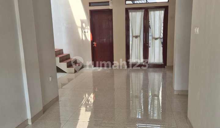 Di Jual Rumah 2 Lantai Siap Huni Di Perumahan Duku Bima Grand Wisata 2