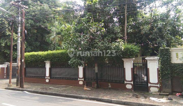 Rumah Tenang & Prestige di Menteng Dekat Taman 2