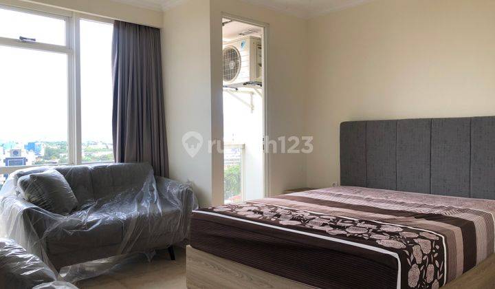 Menteng Park 1BR Fully Furnished Corner Unit 1