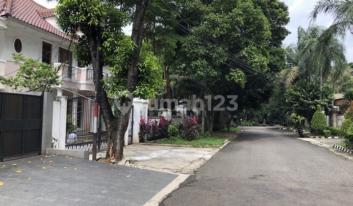 Service Apartment Jl. Wijaya Kebayoran Baru 2