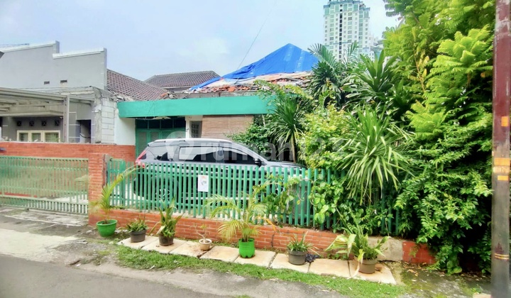 Rumah Lama Guntur Strategis Dekat Perkantoran Kuningan-Sudirman 2