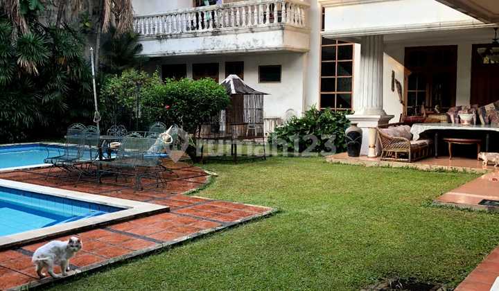 Rumah Tenang & Prestige di Menteng Dekat Taman 2