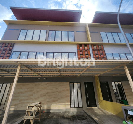 Rumah Siap Huni 2 Lantai Di The Icon Central, Batam Centre 1