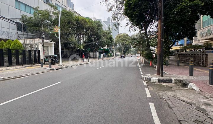 Gedung Kantor di Tanah Abang, Jakarta Pusat
