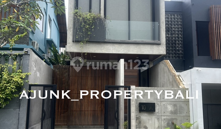 Vila 2 Kamar Tidur Lingkungan One Gate System, Pecatu