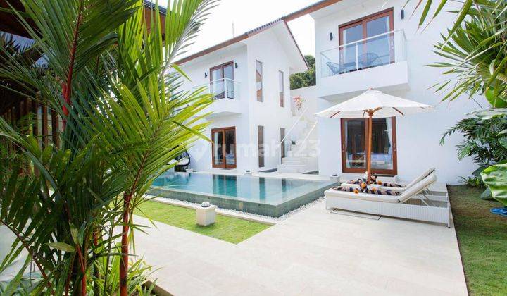 Vila Baru Luxury Style Modern & Javanese Joglo, Dekat Seminyak 1