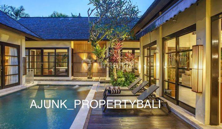 Beautiful Luxury Villa, Just Walk to Berawa Beach, Canggu 1