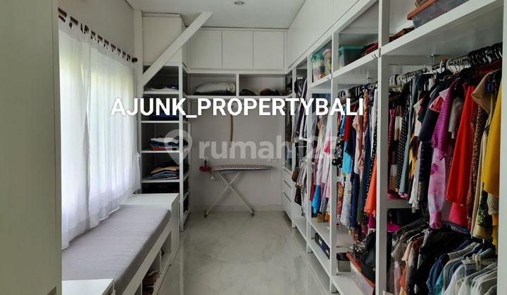 Luxury Style Resort Villa Los River & Jungle View, Nyanyi-Tabanan