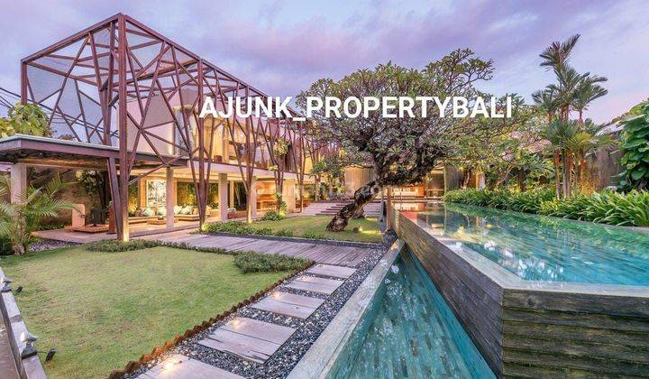 Vila Di Area Premium Arsitek Andra Matin, Dekat KUDETA, Seminyak 1