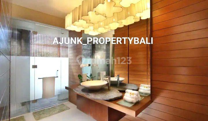 Modern Tropical Style Villa Strategic Location in Umalas area 2