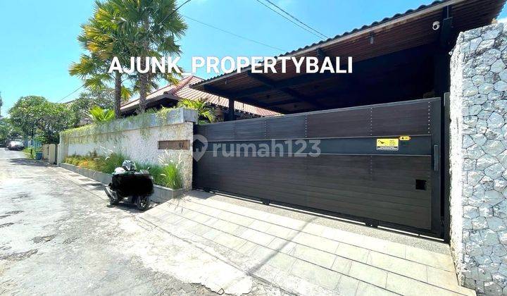 Luxury House in Premium Area in the Center of Denpasar City, Renon 1