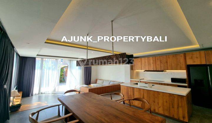 Vila Mewah Style Modern Tropis, di Kayutulang Selatan - Canggu 2