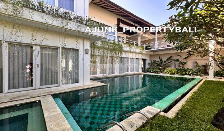 Modern Classic Mixed Villa, Only 200 mtr distance to Sanur Beach 1