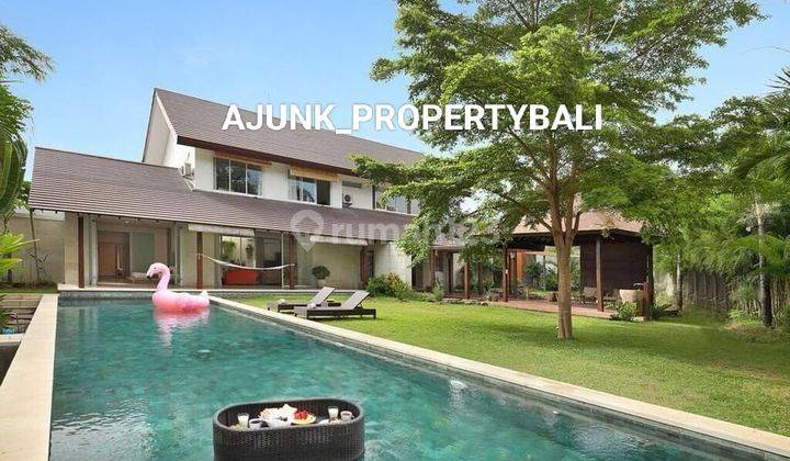 Villa with a large garden, location in the Tegal Cupek - Kerobokan area 1