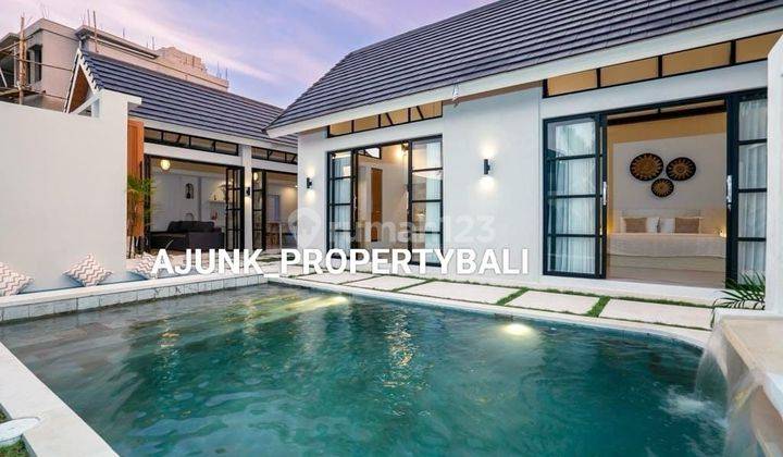 Elegant 1 Floor Modern Tropical Style Villa, Canggu 1