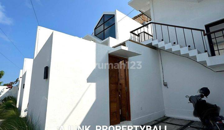 Modern Tropical Villa with Sea View from the 3rd Floor, Ungasan 1