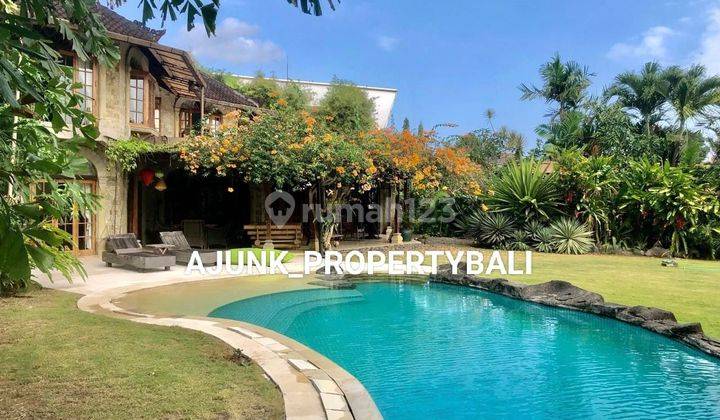 Villa with a large garden & strategic area, Kuwum - Umalas 1