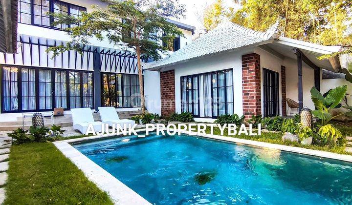 3 Bedrooms Villa with Amazing Jungle View, Tumbak Bayuh - Pererenan 1