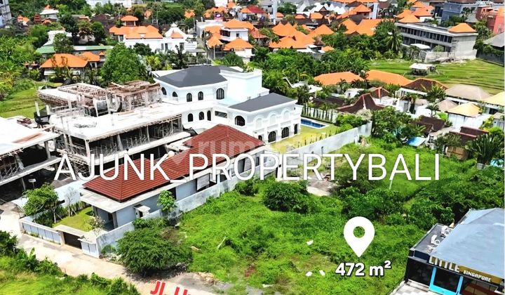 Tanah Komersi Lokasi Strategis Lingkungan Vila- Vila, Umalas