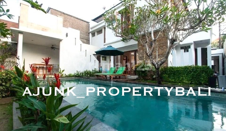 Vila Modern Tropis Lokasi Tegal Cupek - Umalas