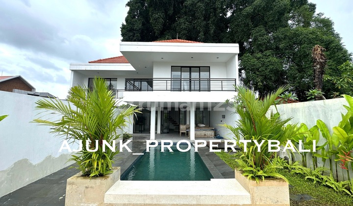 Vila Baru Style Modern Lokasi Area Sanur Kauh