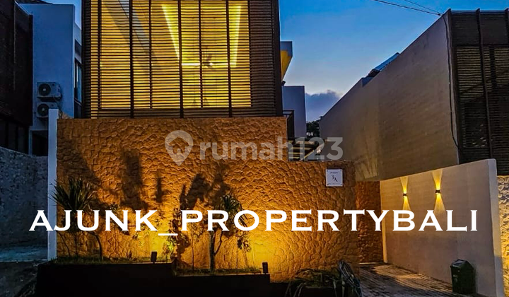Vila Style Modern Minimalis Lokasi Dharmawangsa Kampial Nusa Dua