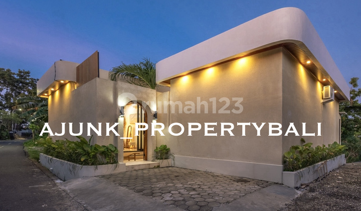 Villa Baru 1st Floor, Mediterranean Style, Padonan Canggu Area